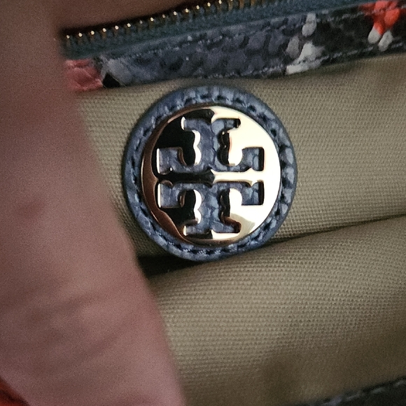 Tory Burch Red and Gray Snake Print Crossbody Bag - Picture 2 of 7